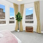 Mabillon Suite - Gorgeous-Haymarket, City Centre-Free Parking By Bonjour Residences Edinburgh